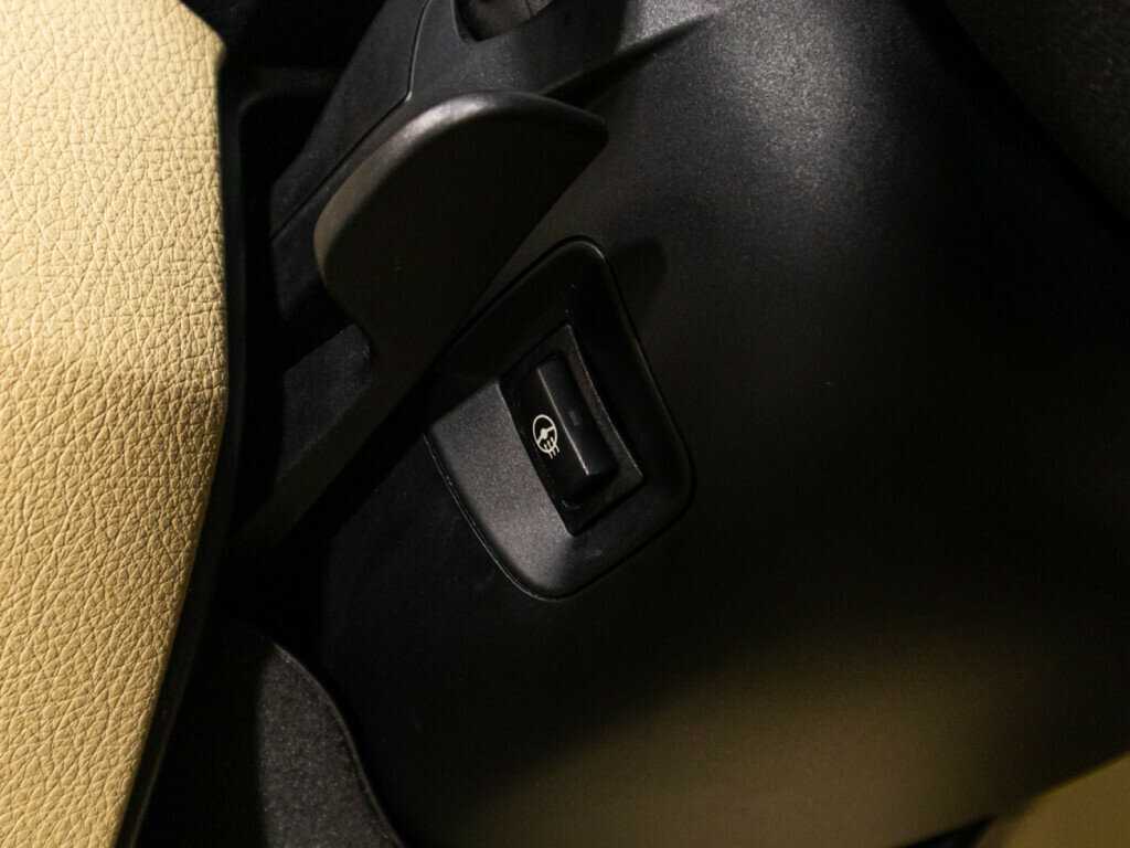 BMW 3 серии 316i, 2014 Фото №18