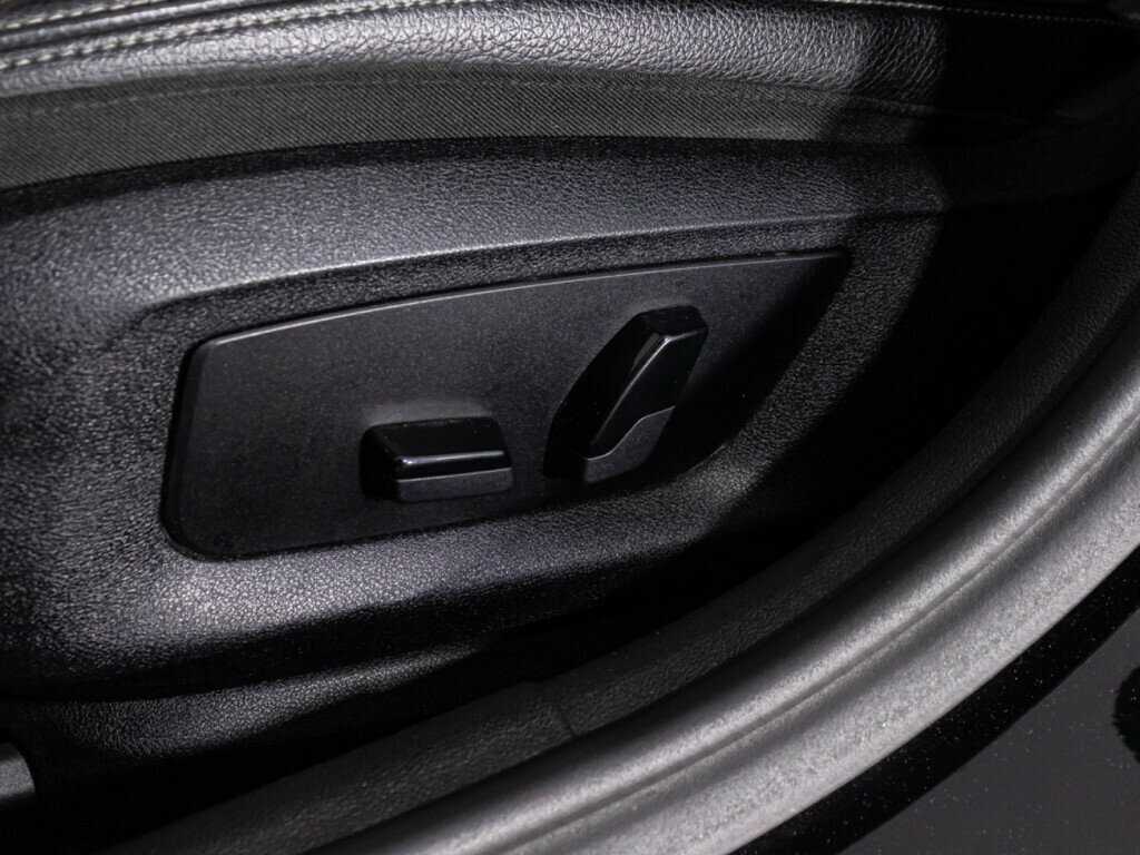 BMW 5 серии 520d xDrive, 2017 Фото №17