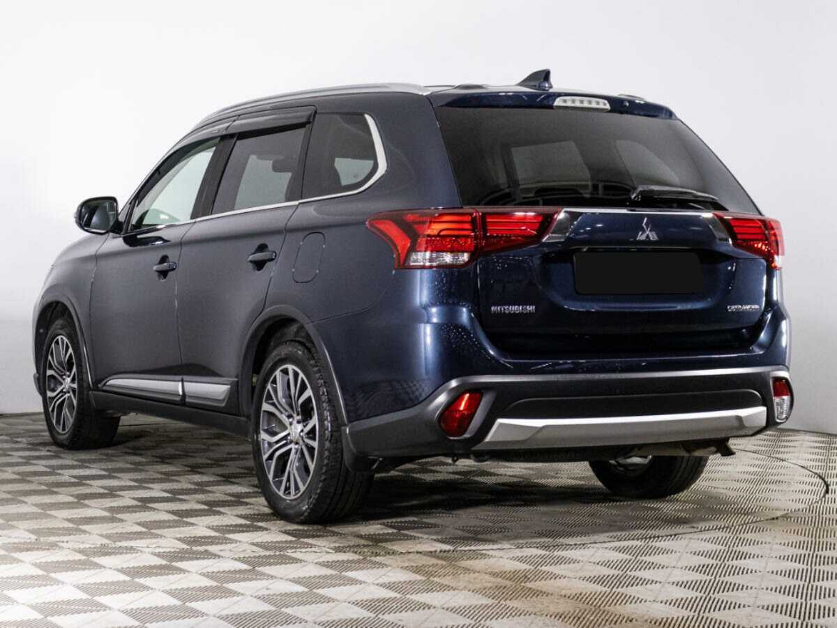 Mitsubishi Outlander, 2018 - 147 456 км. | Фото №7