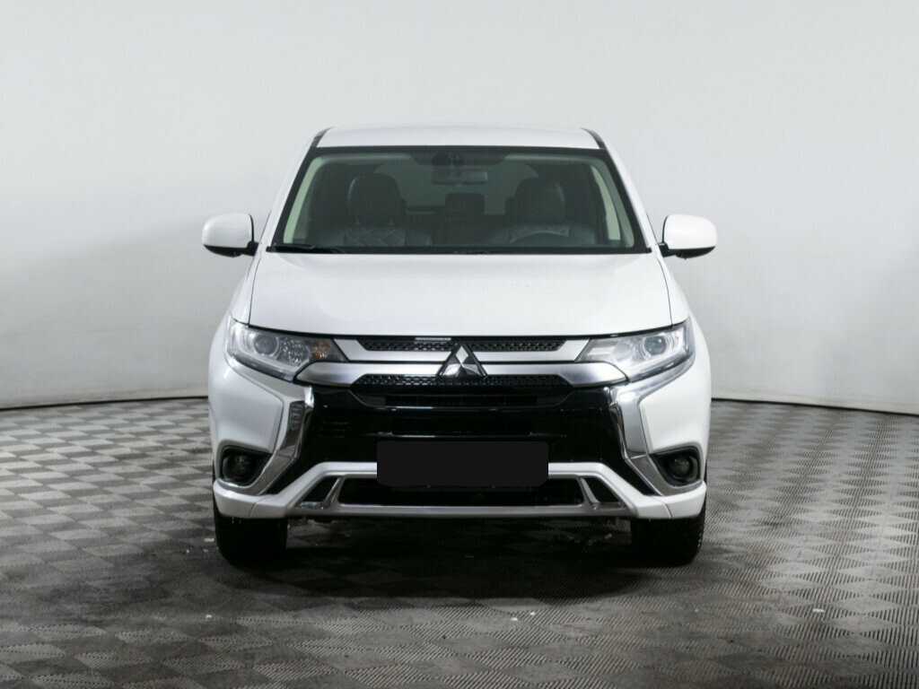 Mitsubishi Outlander, 2022 - 15 700 км. | Фото №2