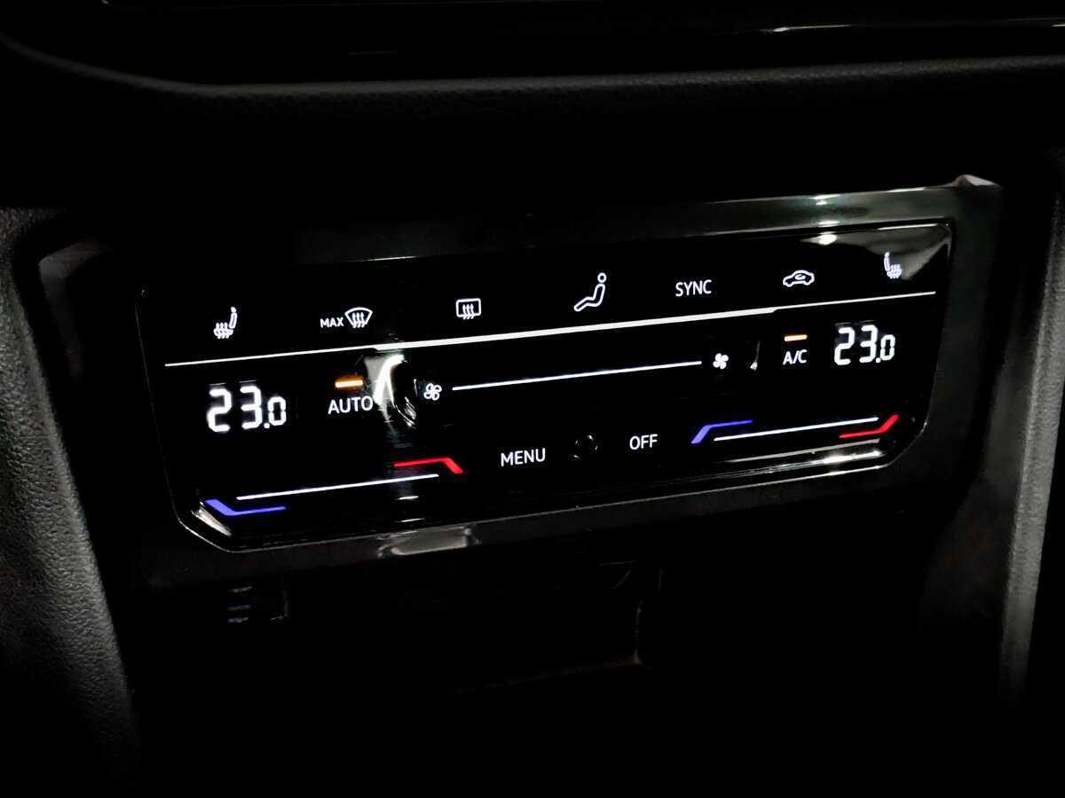 Volkswagen Tiguan, 2021 Фото №24