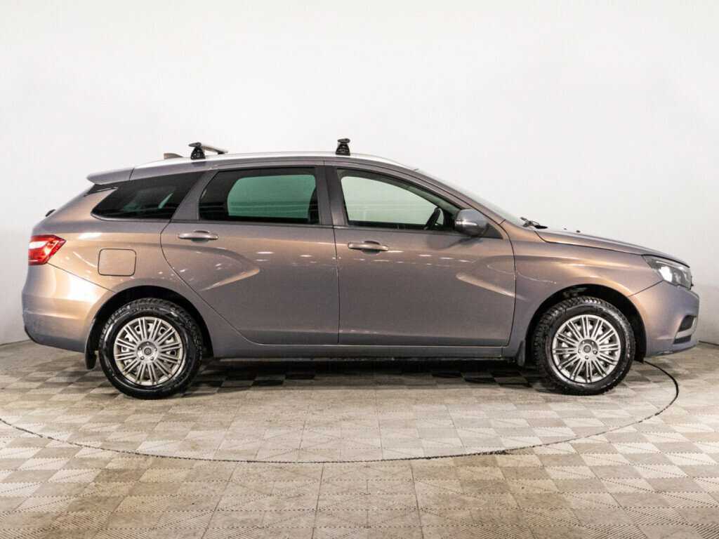 Lada (ВАЗ) Vesta SW, 2018 Фото №4