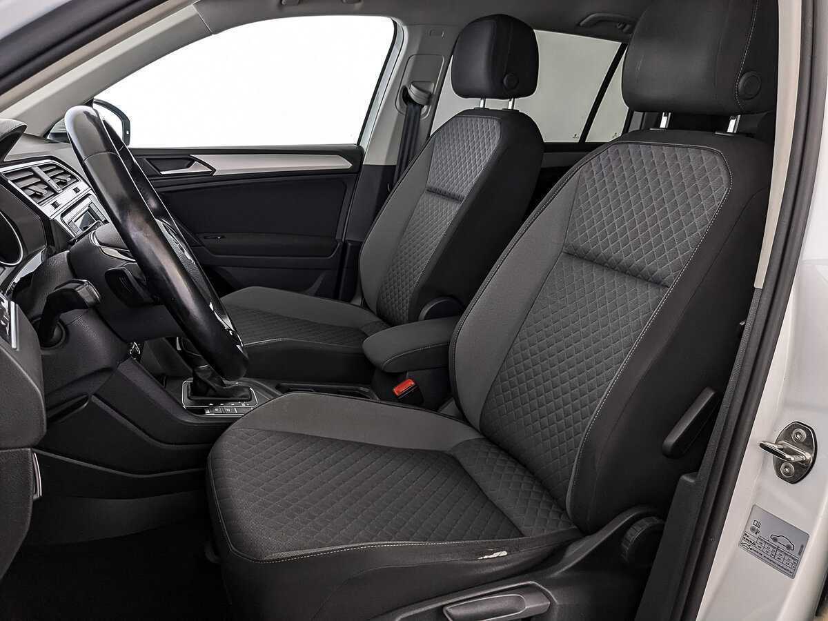 Volkswagen Tiguan, 2018 Фото №18