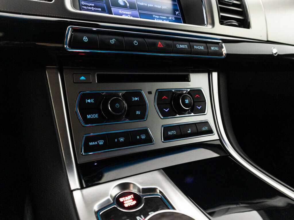 Jaguar XF, 2012 Фото №17