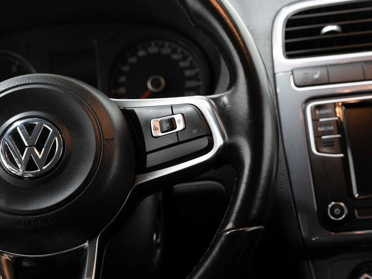 Volkswagen Polo, 2020 Фото №17