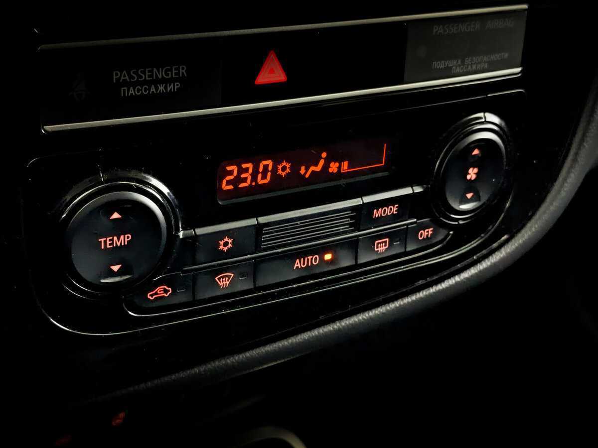 Mitsubishi Outlander, 2019 Фото №25