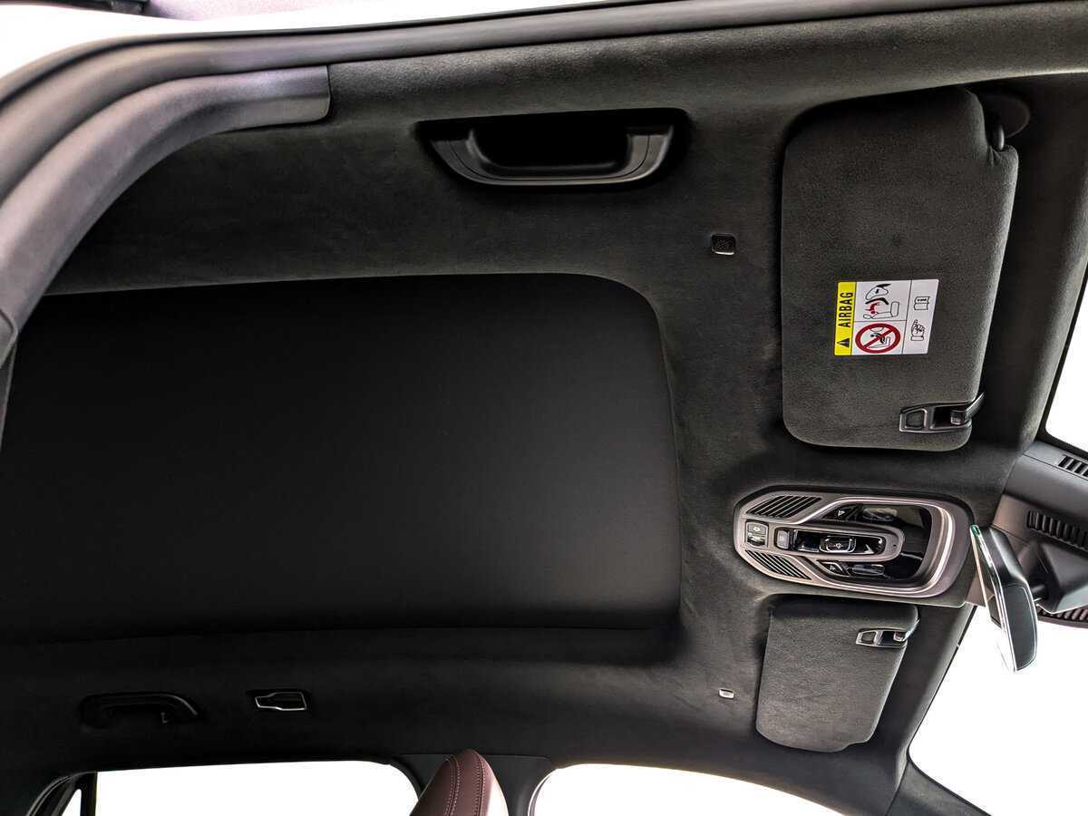 Geely Monjaro, 2022 Фото №22