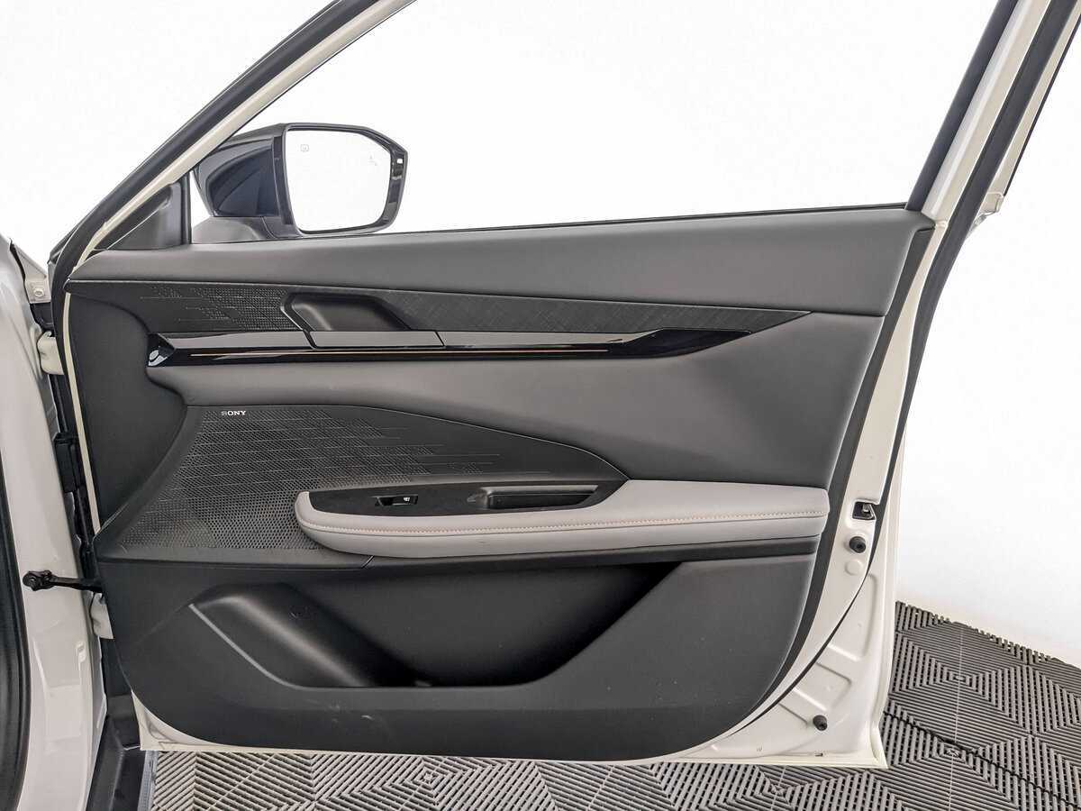 Changan UNI-V, 2023 Фото №23