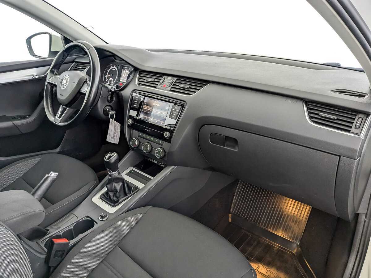 Skoda Octavia, 2019 Фото №11