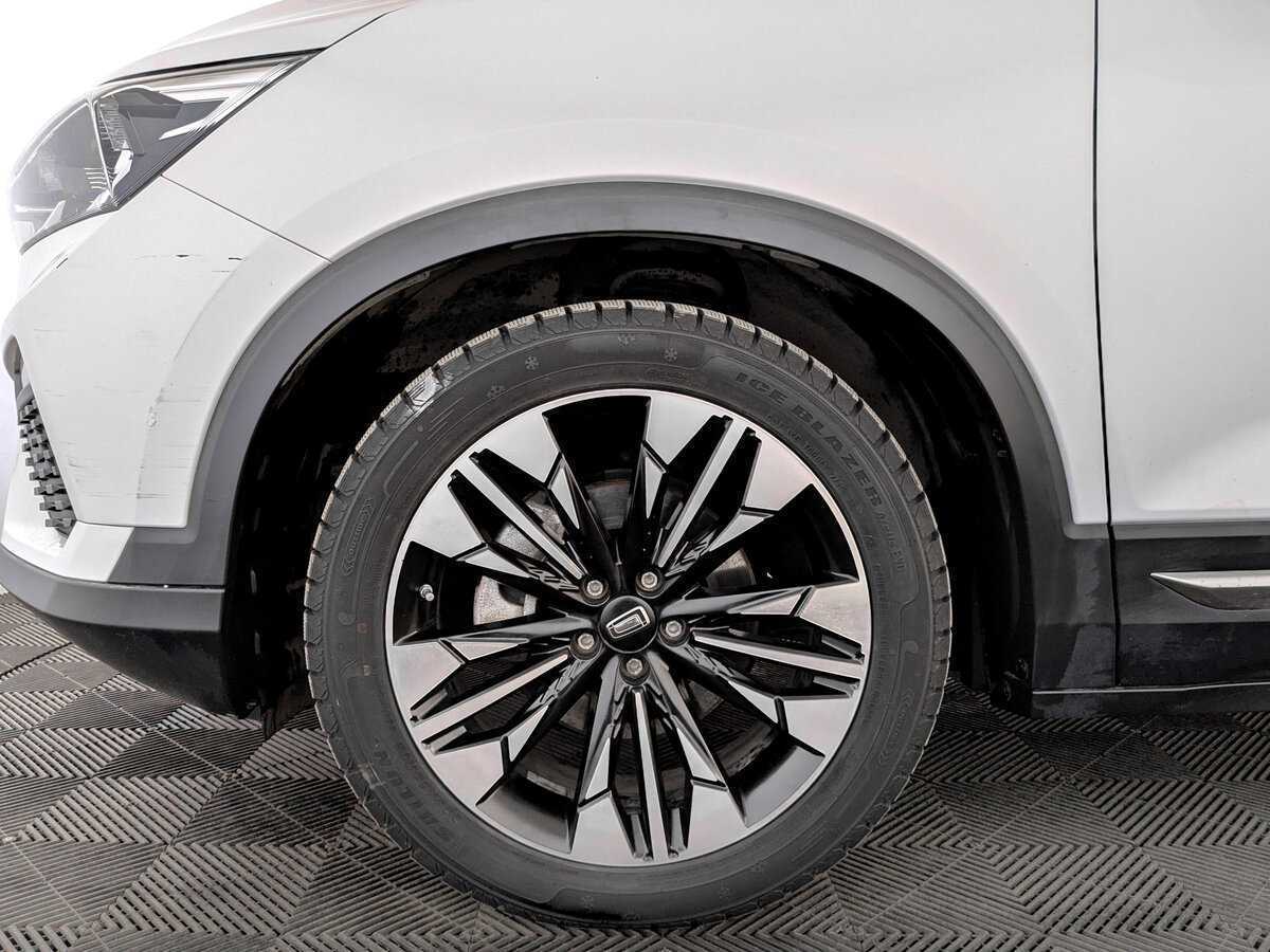 FAW Bestune T77, 2021 Фото №16