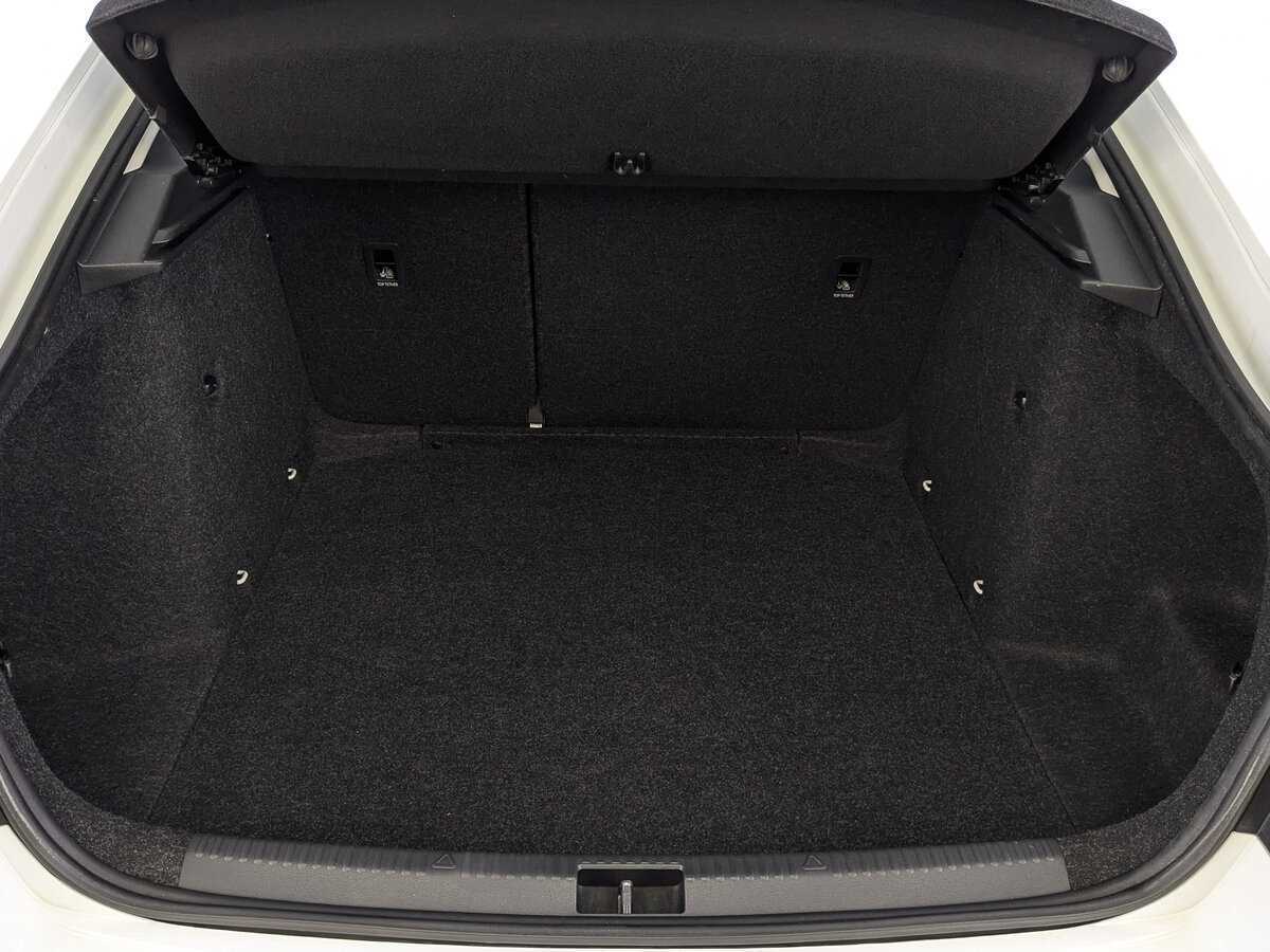 Skoda Octavia, 2019 Фото №10