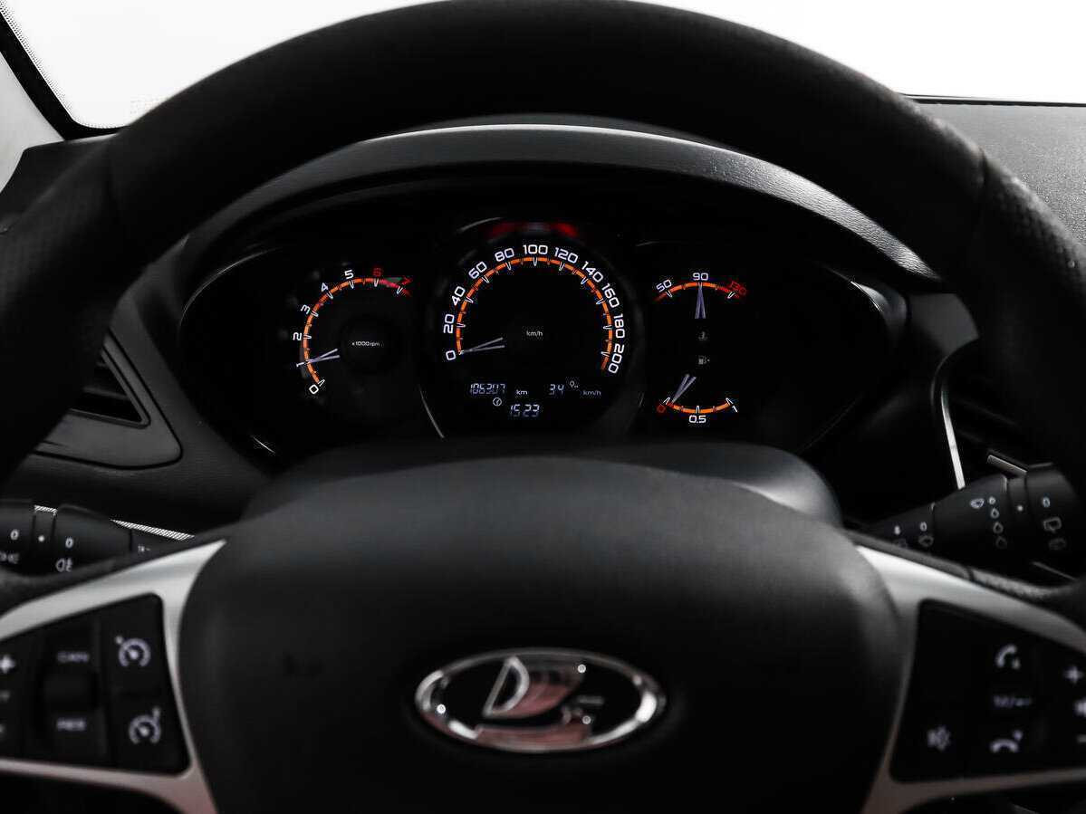 Lada (ВАЗ) Vesta SW, 2019 Фото №15