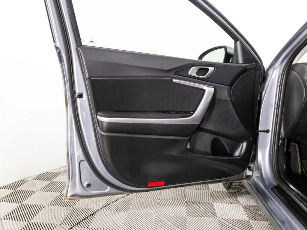 Kia Ceed, 2022 Фото №22