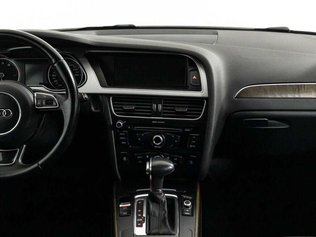 Audi A4, 2015 Фото №14