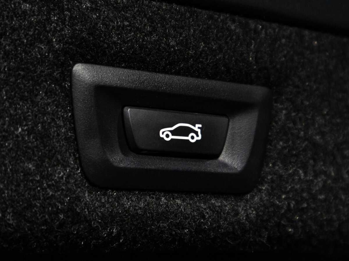 BMW 5 серии 520i, 2019 Фото №14