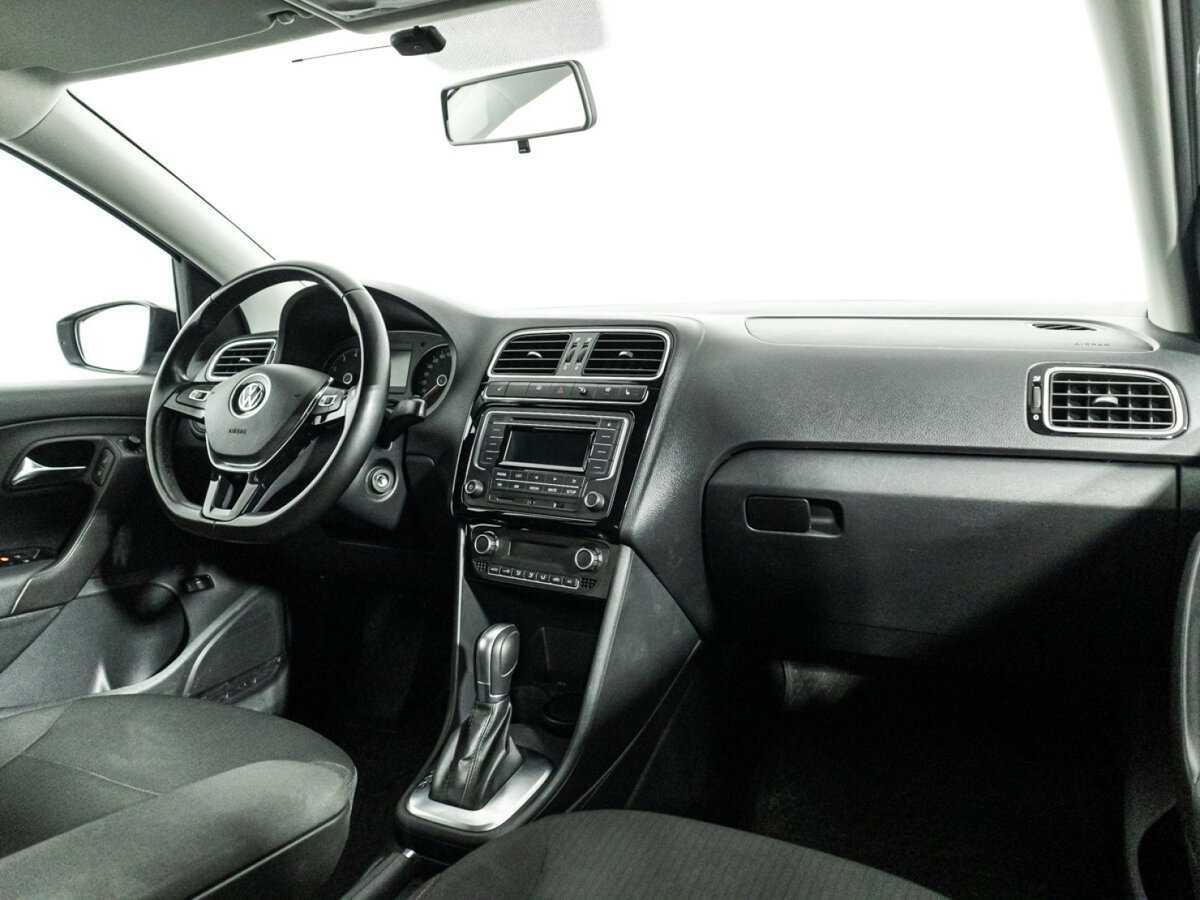 Volkswagen Polo, 2018 Фото №9