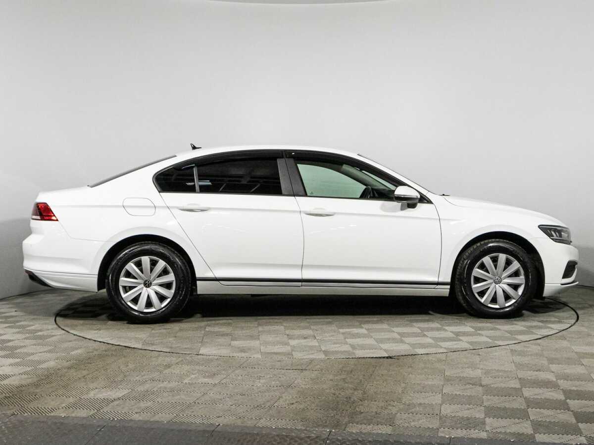 Volkswagen Passat, 2021 - 48 628 км. | Фото №4
