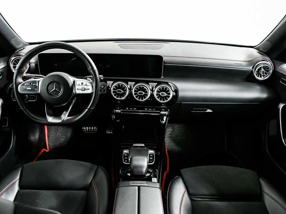 Mercedes-Benz CLA 200, 2019 Фото №11
