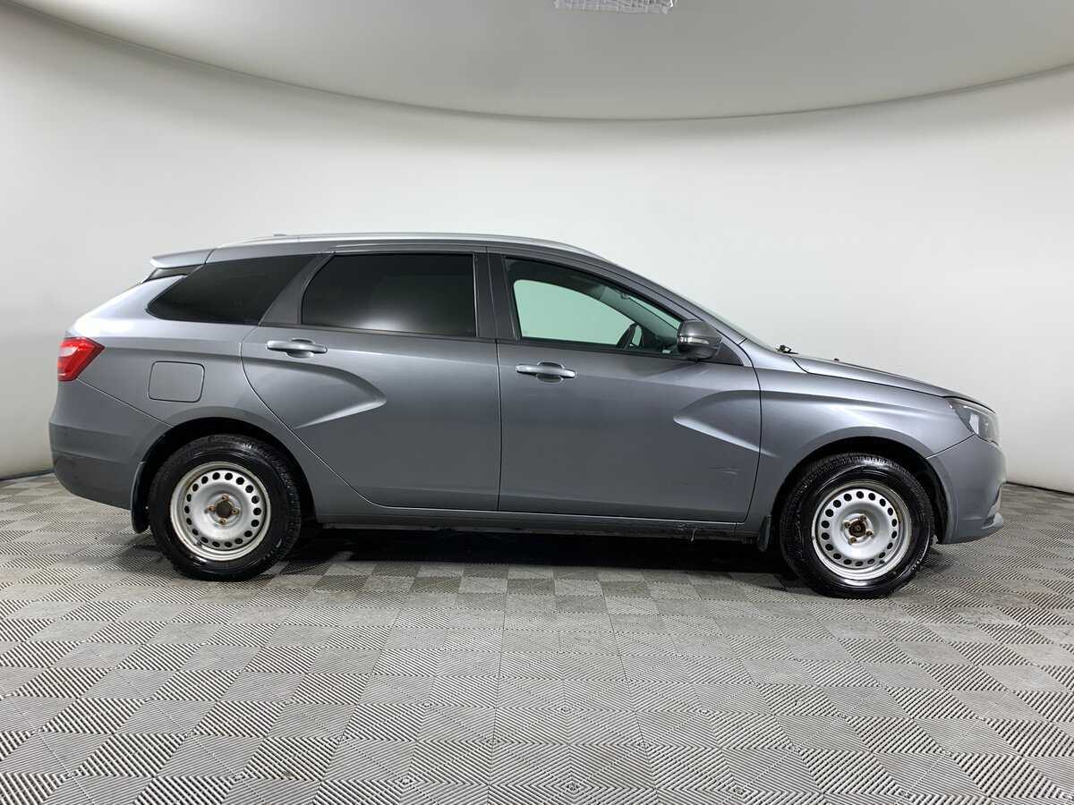 Lada (ВАЗ) Vesta SW, 2018 Фото №4