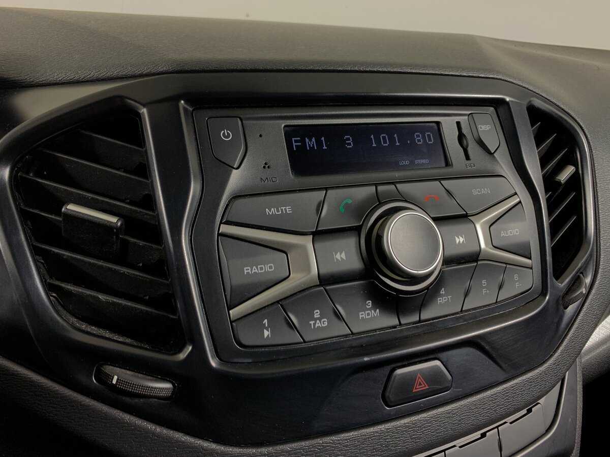 Lada (ВАЗ) Vesta, 2021 Фото №16