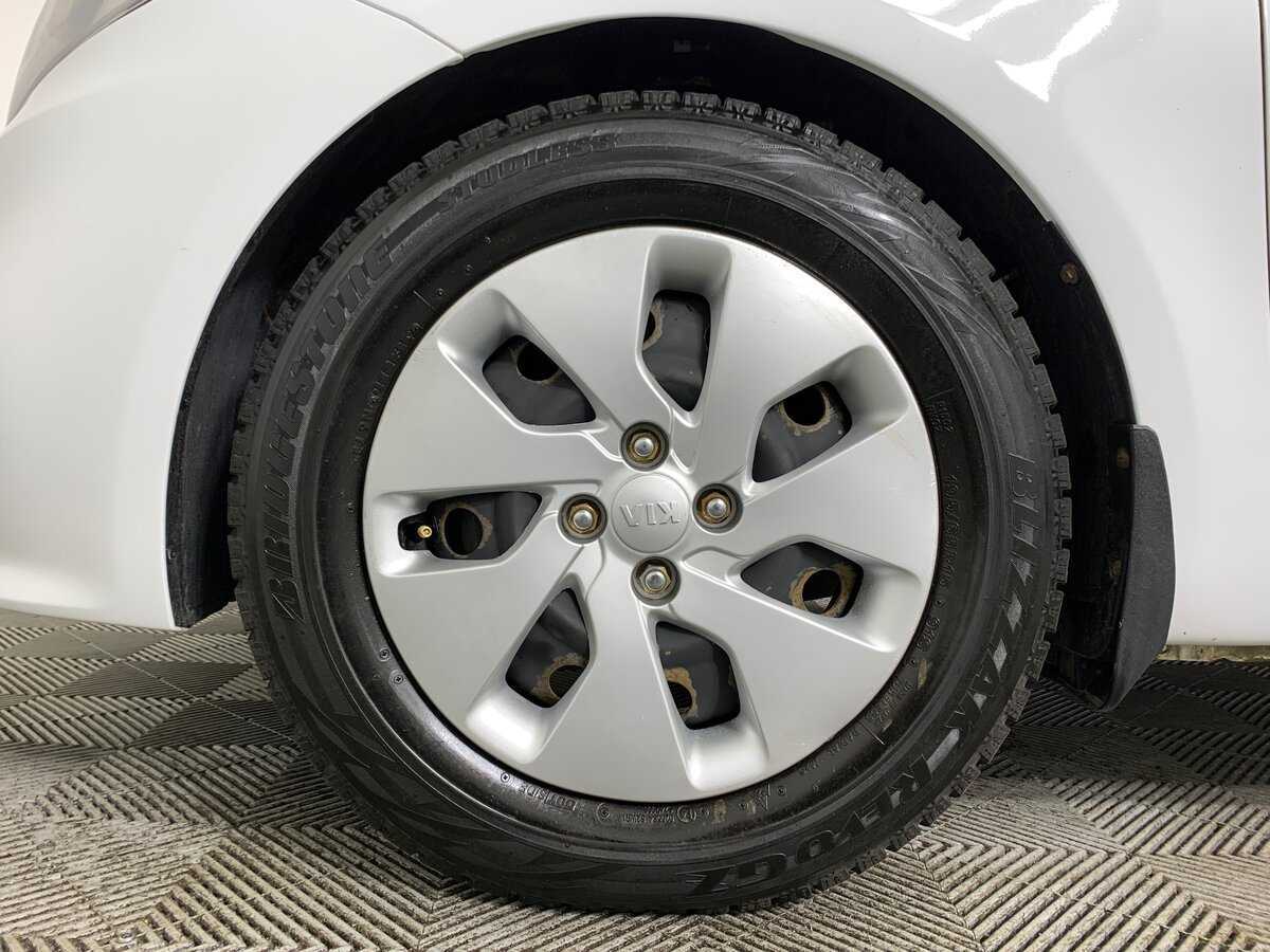 Kia Rio, 2016 Фото №9