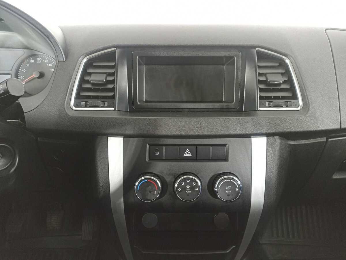 УАЗ Patriot, 2018 Фото №15