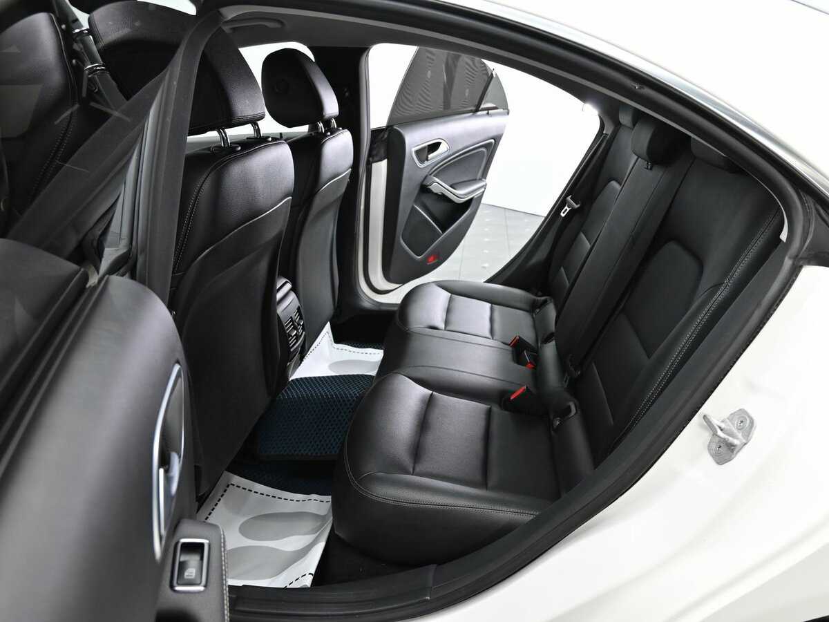 Mercedes-Benz CLA 200, 2017 Фото №20