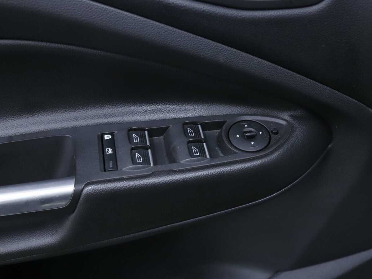 Ford Kuga, 2015 Фото №8