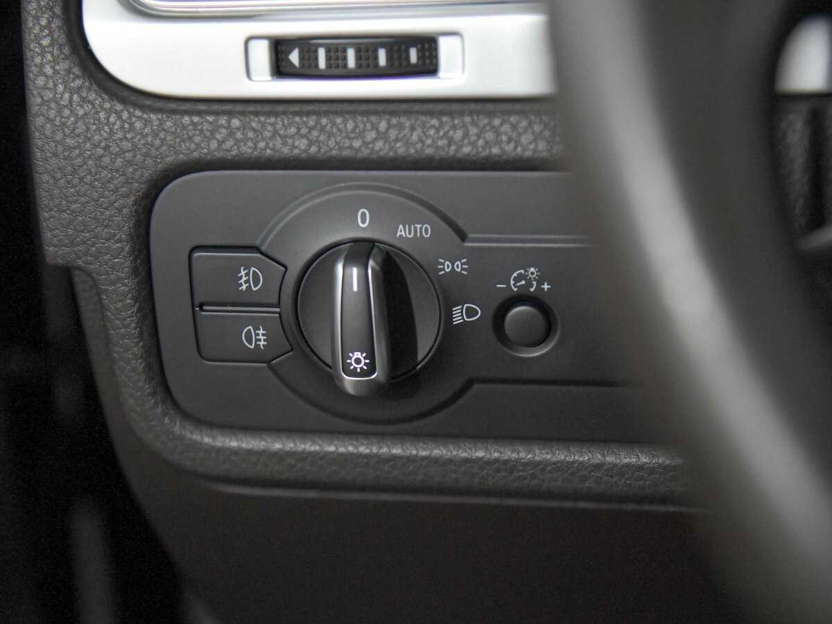 Volkswagen Touareg, 2016 Фото №14