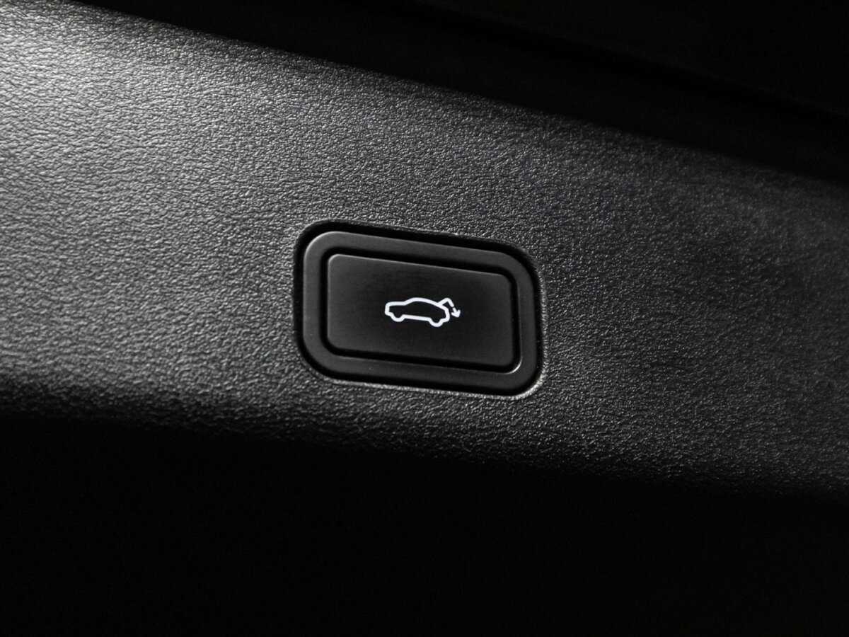 Geely Monjaro, 2022 Фото №16