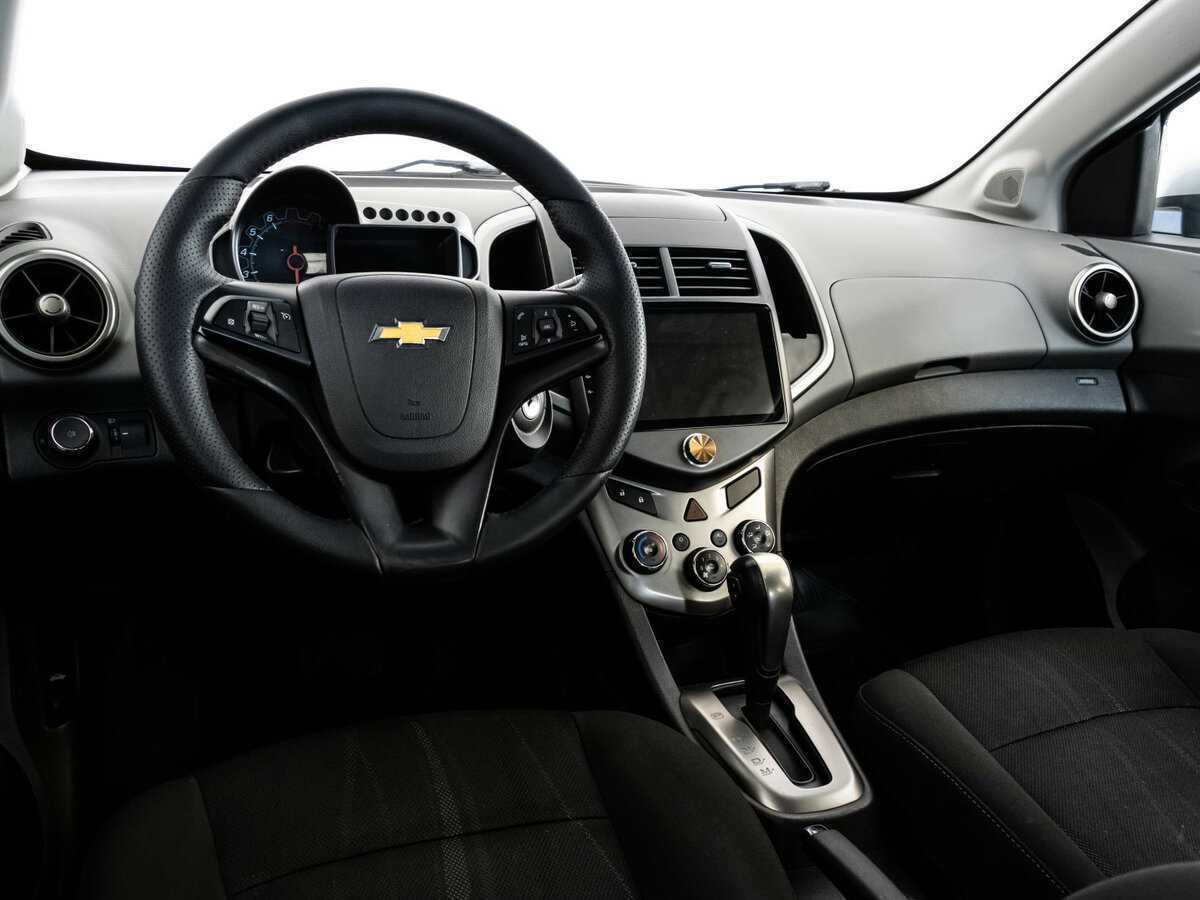 Chevrolet Aveo, 2013 Фото №11