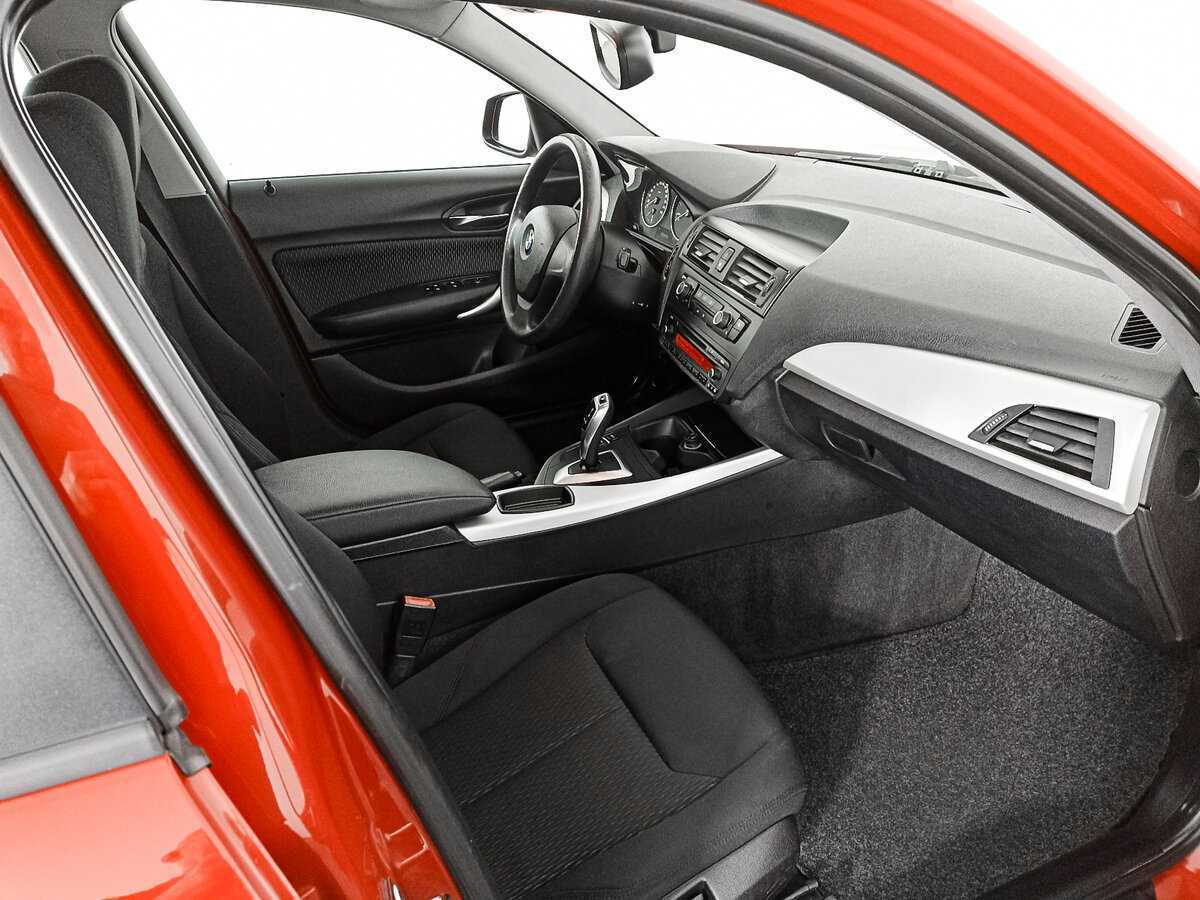 BMW 1 серии 116i, 2012 Фото №11