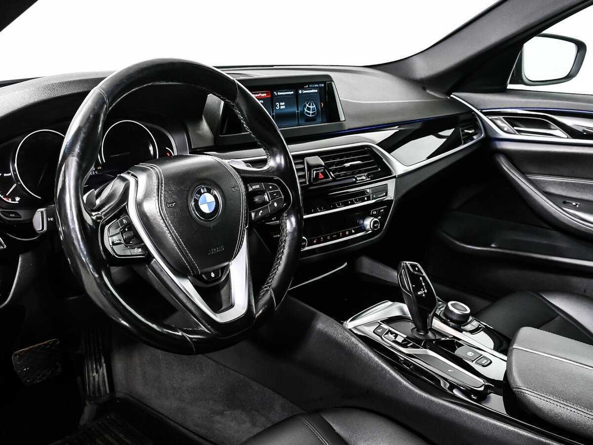 BMW 5 серии 520d xDrive, 2019 Фото №12
