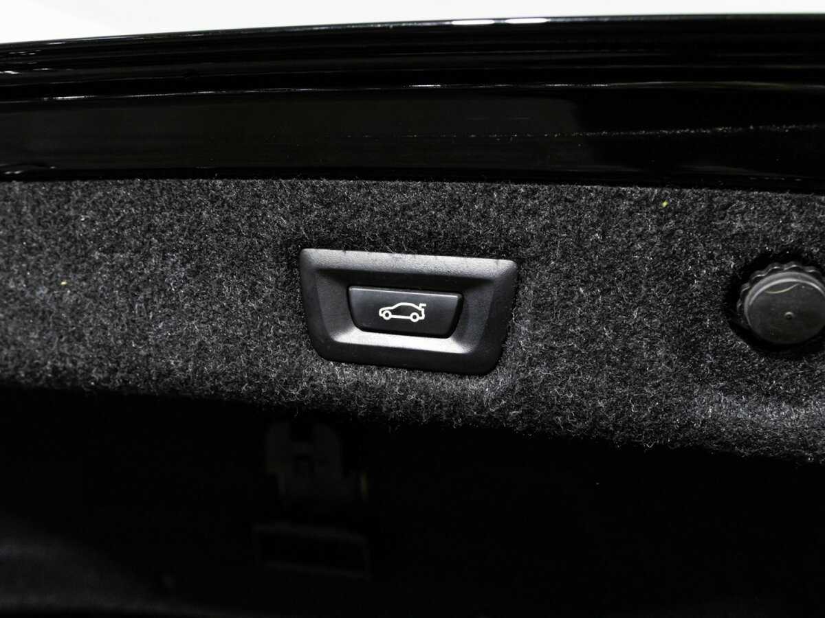 BMW 5 серии 520d xDrive, 2017 Фото №16