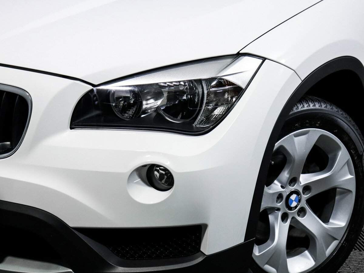 BMW X1 18i, 2014 Фото №13