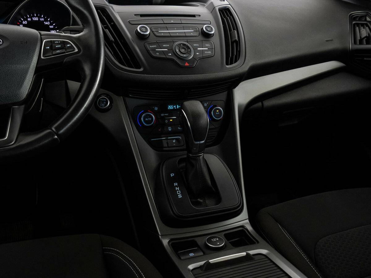 Ford Kuga, 2017 Фото №14