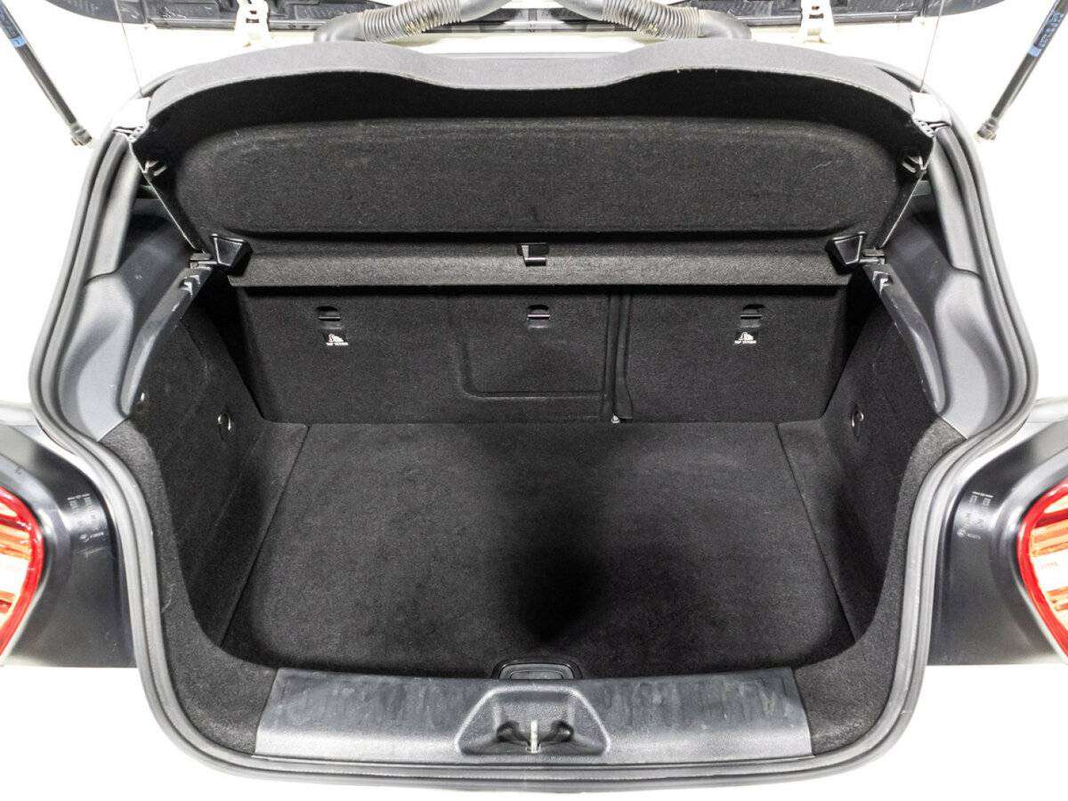 Mercedes-Benz A-Класс 180, 2013 Фото №15