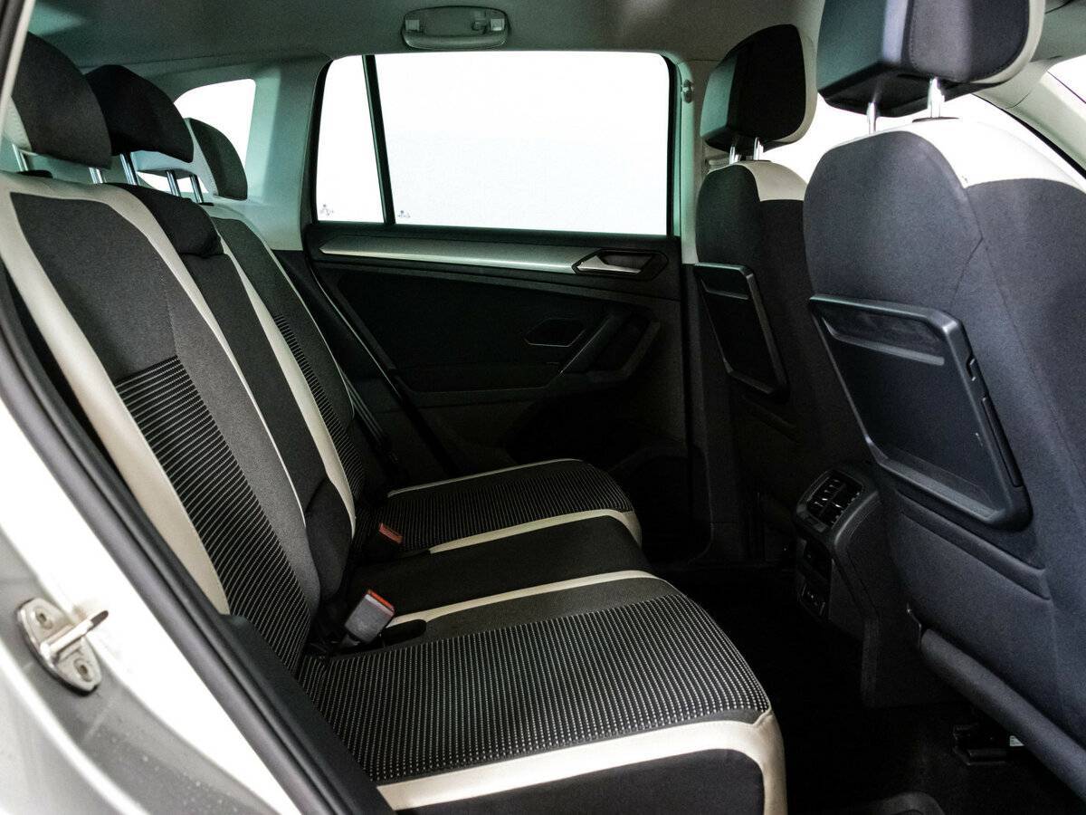Volkswagen Tiguan, 2019 Фото №13