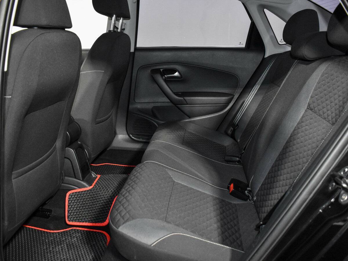 Volkswagen Polo, 2018 Фото №11