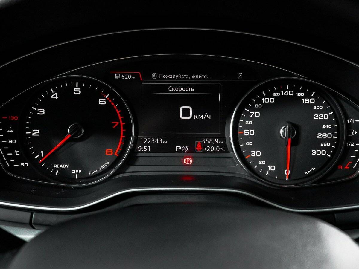 Audi A4, 2017 Фото №11