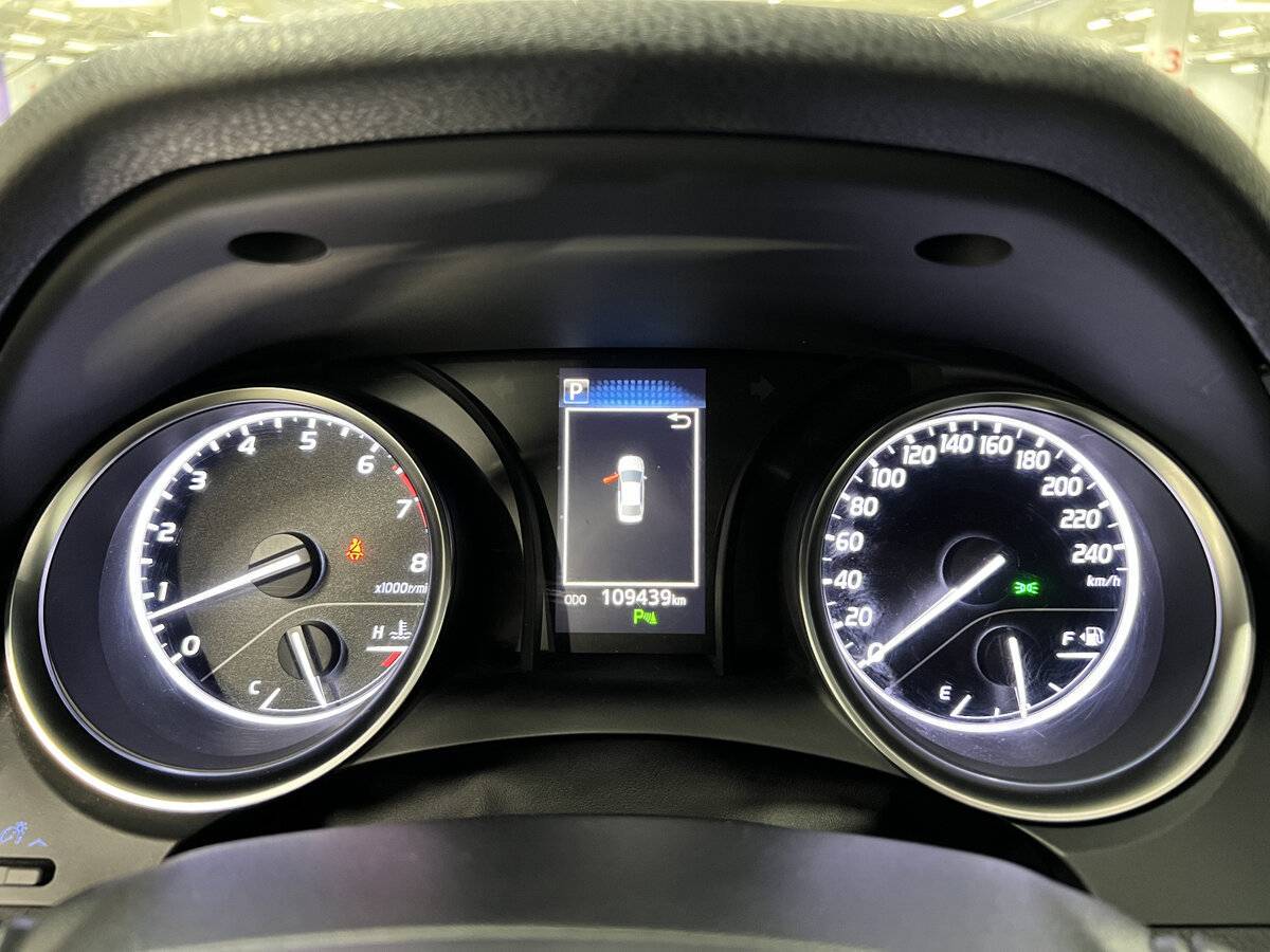 Toyota Camry, 2018 Фото №13