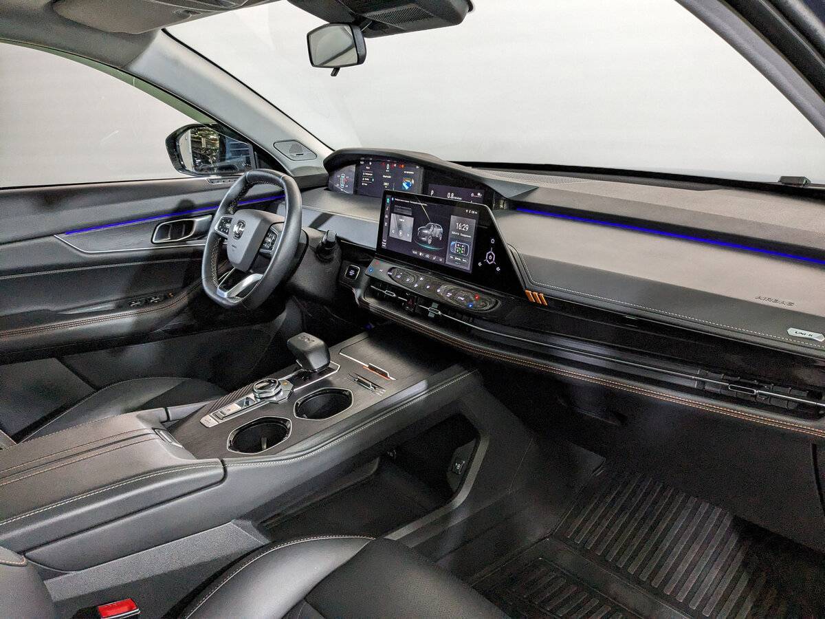 Changan UNI-K, 2023 Фото №13