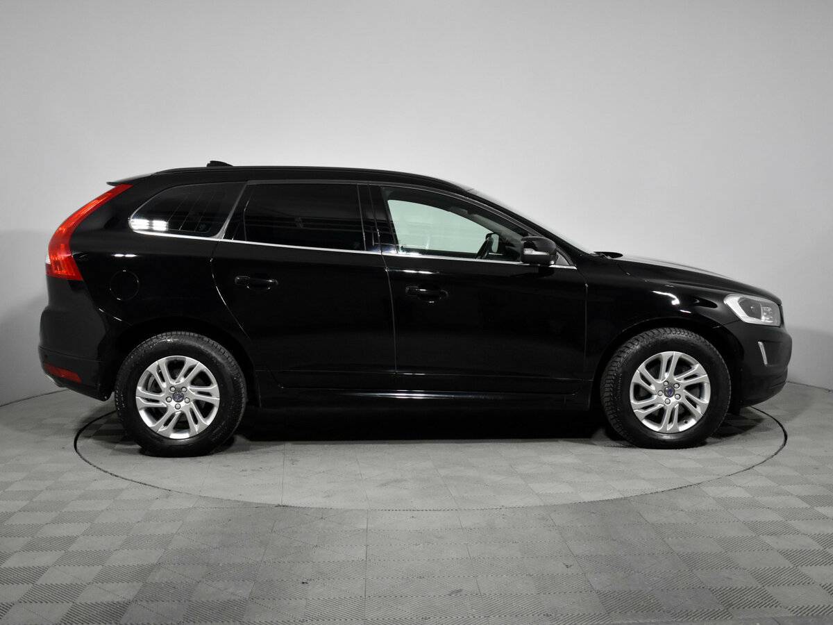 Volvo XC60, 2017 - 135 900 км. | Фото №4