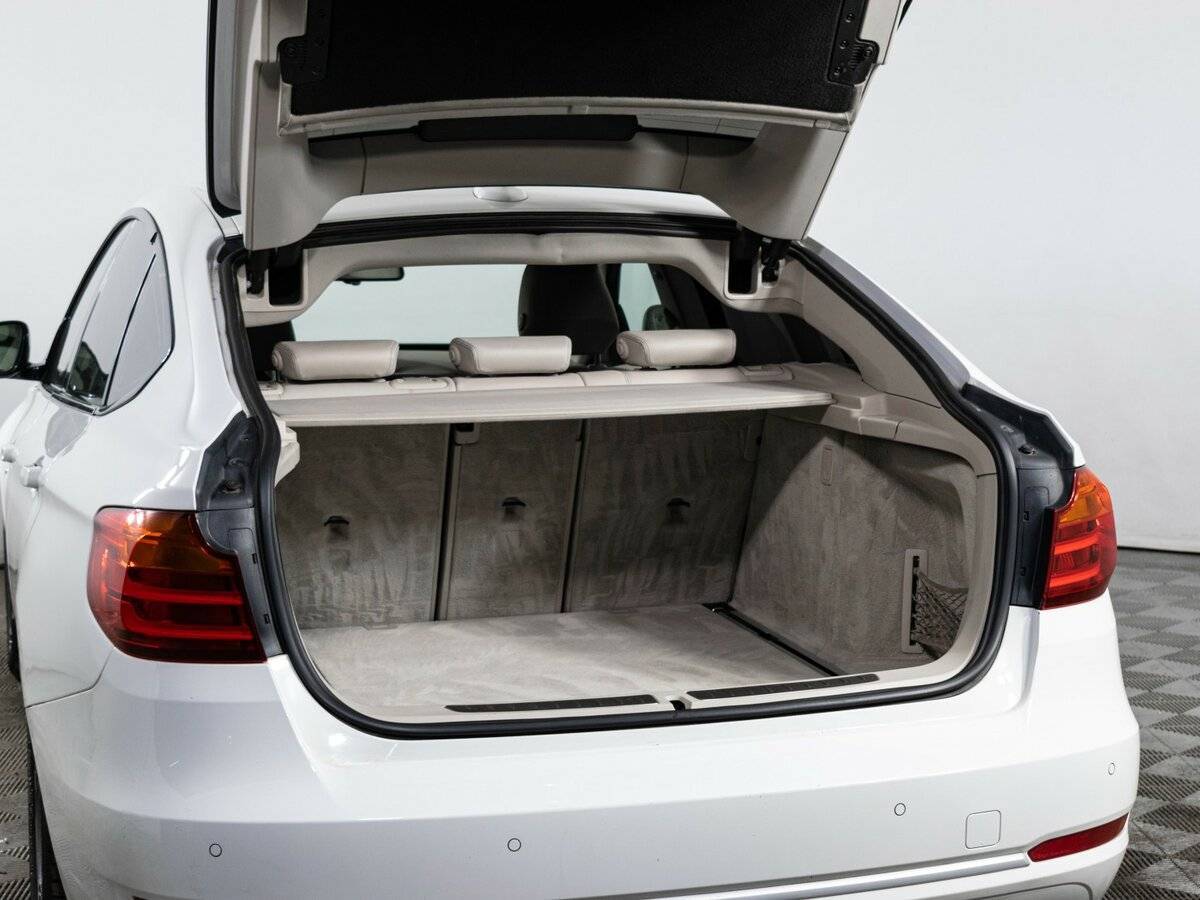 BMW 3 серии Gran Turismo 320i, 2013 Фото №9