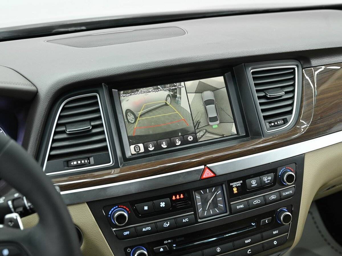 Hyundai Genesis, 2016 Фото №11