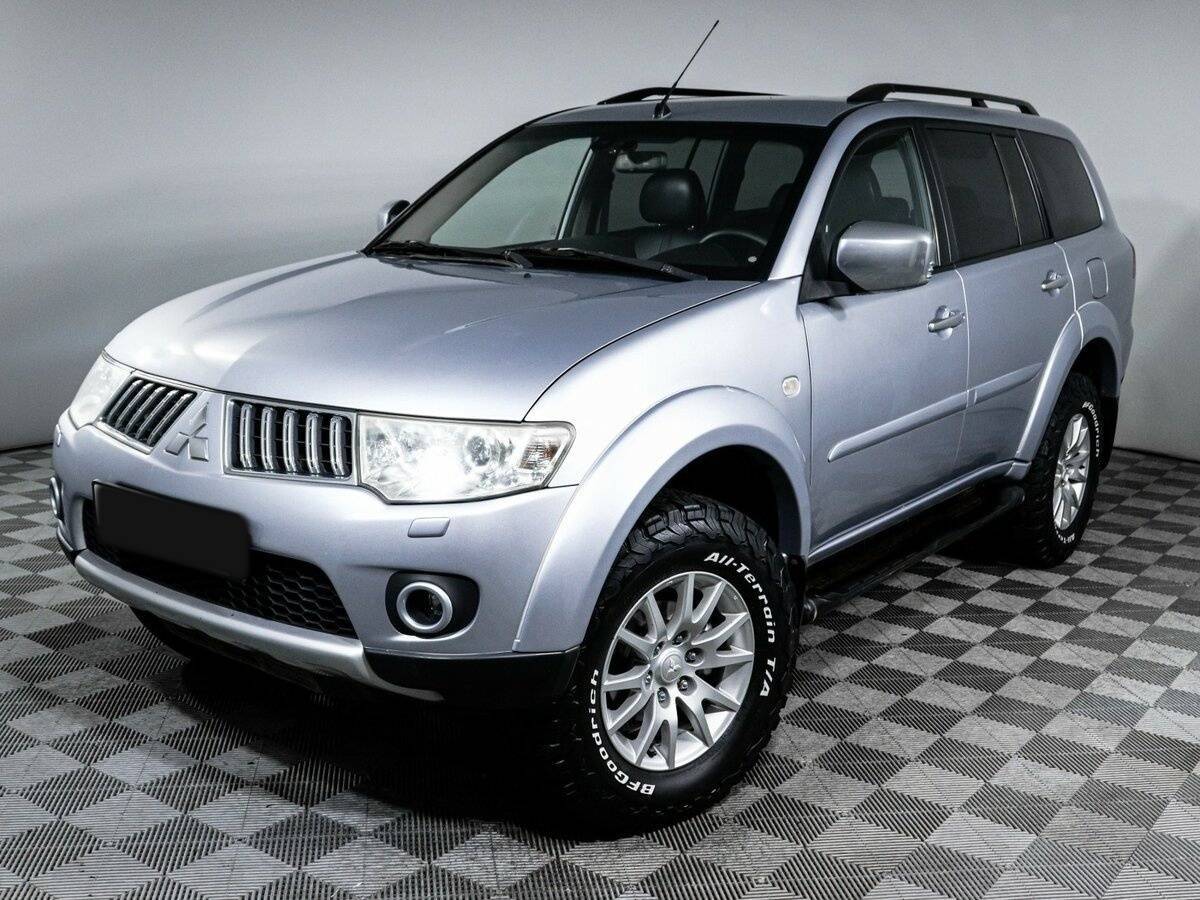 Mitsubishi Pajero Sport, 2013 Фото №16