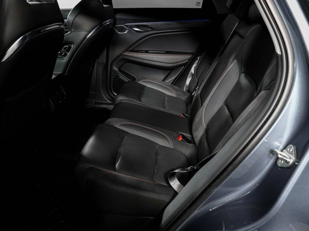 Geely Tugella, 2021 Фото №10