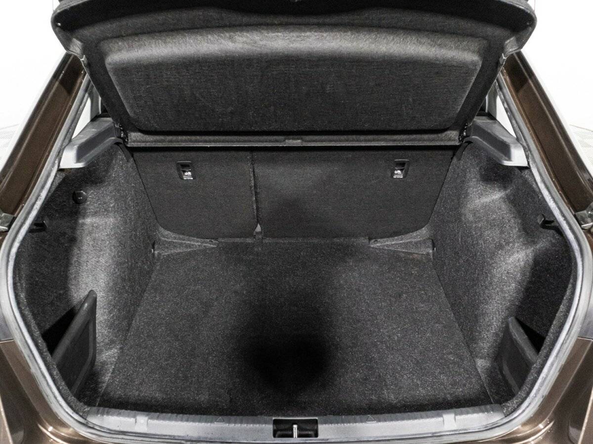 Skoda Rapid, 2022 Фото №15