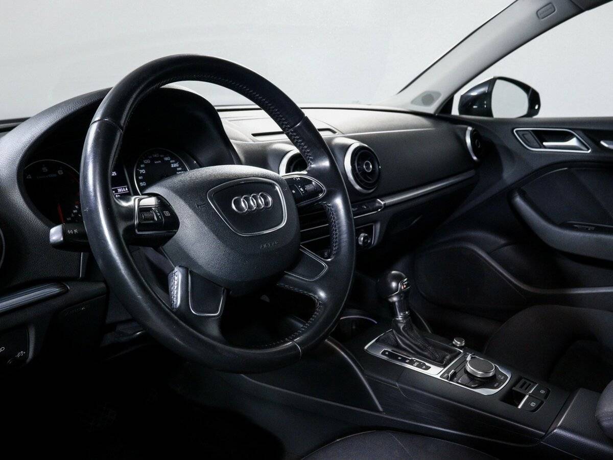 Audi A3, 2015 Фото №14