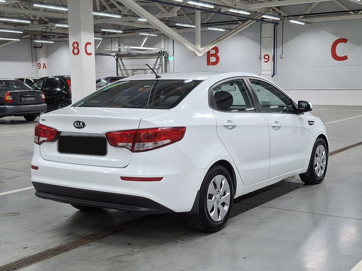 Kia Rio III Рестайлинг, 2015 Фото №5